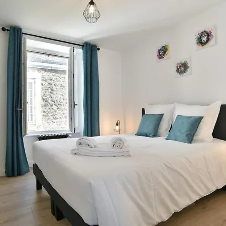 Le Gite Du Chateau - Duplex En Centre-Ville Dinan Exterior foto